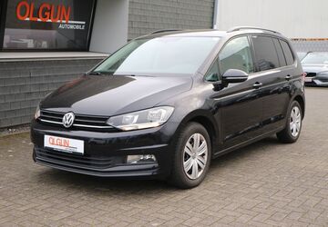 VW Touran 159.987 km 13.490 &euro; Neuss 41469