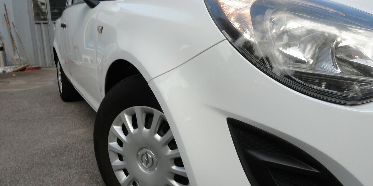 Opel Corsa Selection Klima Kette+TÜV neu S.heft 179.000 km 3.790 &euro; Neuss 41462