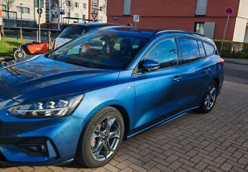 Ford Focus 111.000 km 13.900 &euro; Köln 50827