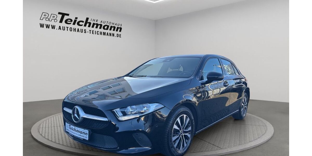 Mercedes-Benz A 180 93.194 km 20.490 &euro; Dormagen 41540