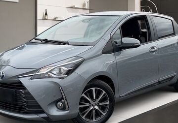 Toyota Yaris 83.606 km 13.988 &euro; Köln 51067