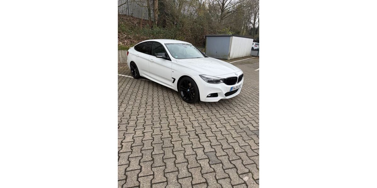 BMW 330 Gran Turismo 174.000 km 20.995 &euro; Hattingen 45525