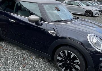 Mini Cooper 40.070 km 15.950 &euro; Köln 50678