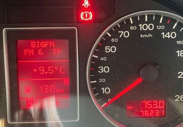 Audi A4 76.235 km 5.250 &euro; Dusseldorf 40468