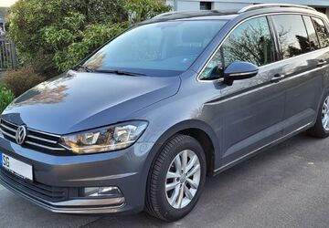 VW Touran 101.425 km 16.850 &euro; Solingen 42655
