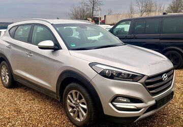 Hyundai TUCSON 128.000 km 14.750 &euro; Köln 51107