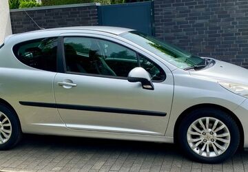 Peugeot 207 80.000 km 4.750 &euro; Neuss 41464