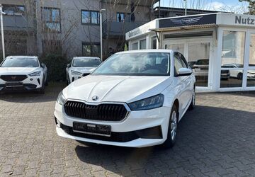 Skoda Fabia 99.005 km 12.990 &euro; Köln 51067