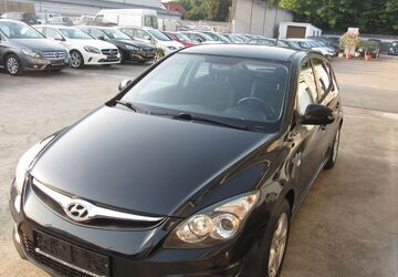 Hyundai i30 175.500 km 2.990 &euro; Leverkusen 51371