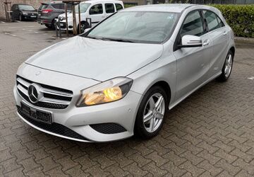 Mercedes-Benz A 180 187.000 km 7.990 &euro; Köln 50739