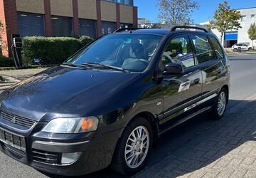 Mitsubishi Space Star 112.000 km 1.999 &euro; Köln 50739