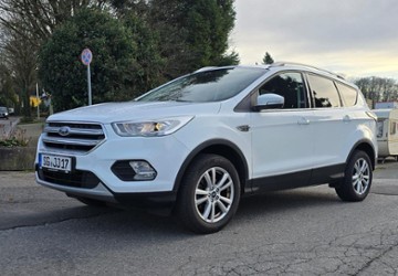 Ford Kuga 83.000 km 10.900 &euro; Solingen 42653