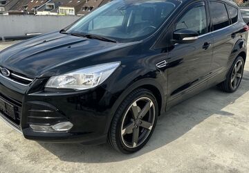 Ford Kuga 77.000 km 11.450 &euro; Neuss 41462