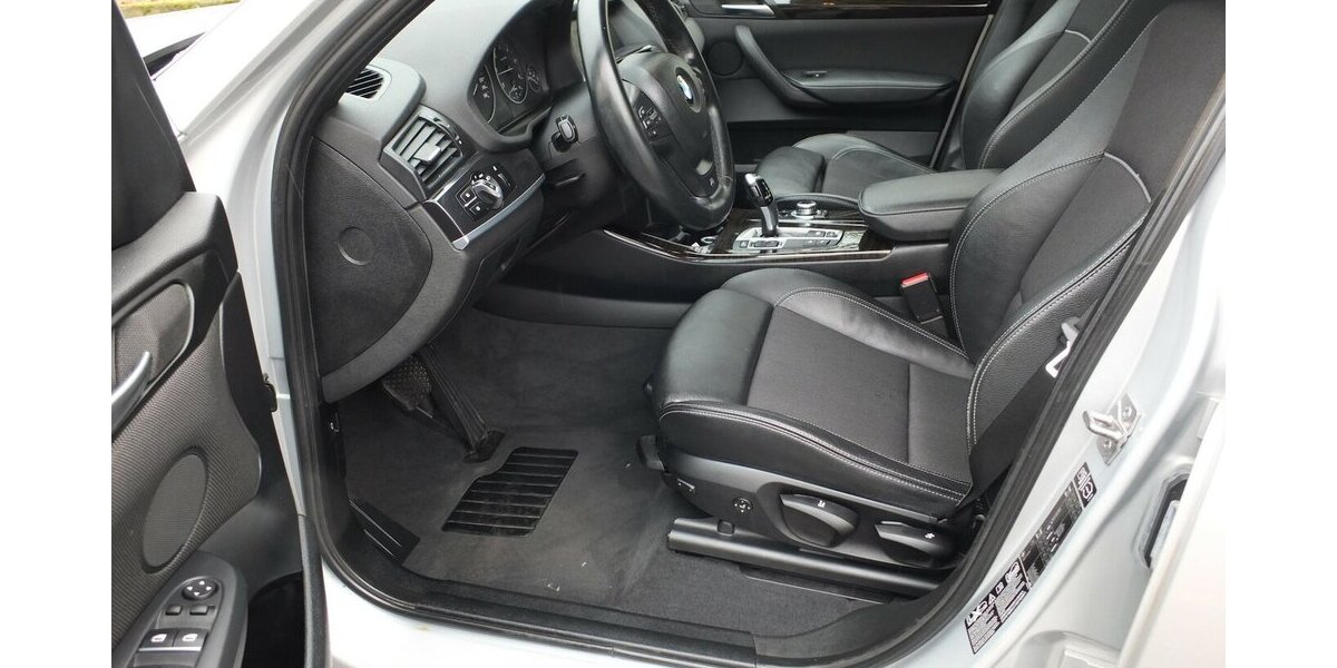 BMW X3 xDrive 20 d XENON NAVI TEILLEDER PDC STEPTRONIC 174.544 km 13.798 &euro; Köln 50858