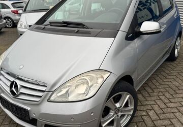 Mercedes-Benz A 160 81.700 km 9.999 &euro; Bergisch-Gladbach 51469