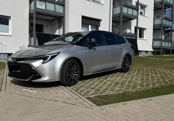 Toyota Corolla 38.546 km 29.900 &euro; Heiligenhaus 42579