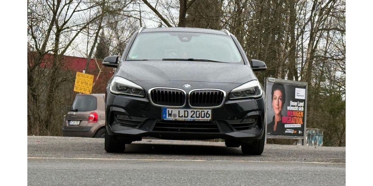 BMW 218 Gran Tourer 84.000 km 15.000 &euro; Wuppertal 42289