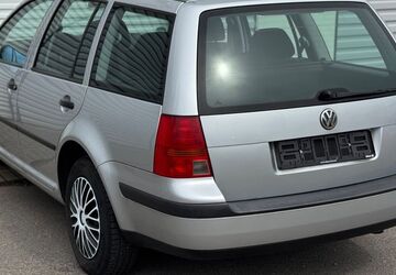 VW Golf 143.305 km 4.400 &euro; Solingen 42719