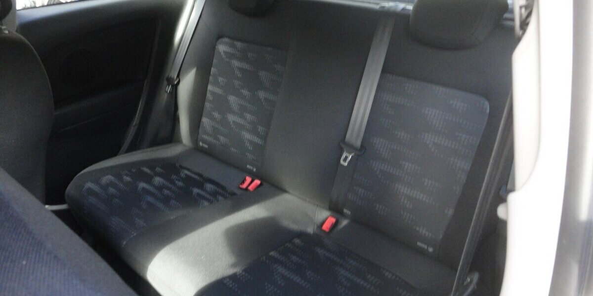 Opel Corsa Selection Klima Kette+TÜV neu S.heft 179.000 km 3.790 &euro; Neuss 41462