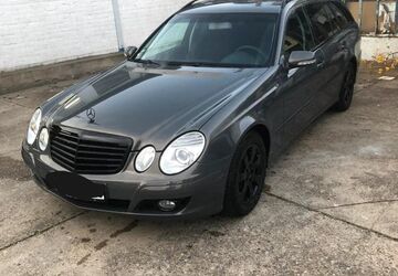 Mercedes-Benz E 220 380.000 km 2.200 &euro; Solingen 42697