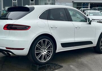 Porsche Macan 133.000 km 31.000 &euro; Solingen 42653