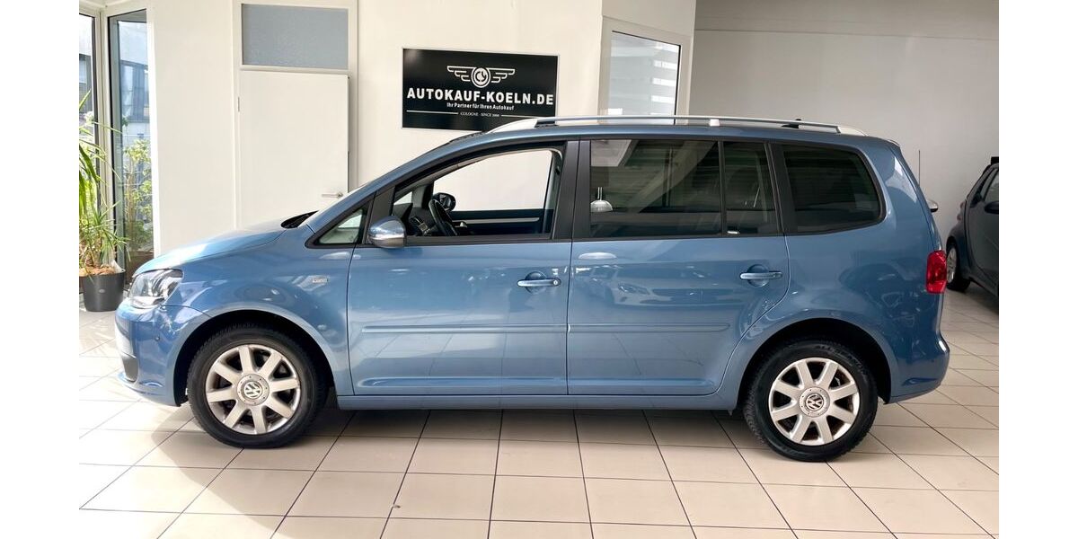 VW Touran 156.385 km 10.490 &euro; Köln 51067