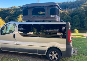 Opel Vivaro 168.000 km 9.500 &euro; Bergisch Gladbach 51469