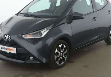 Toyota Aygo 52.110 km 12.910 &euro; Köln 50739