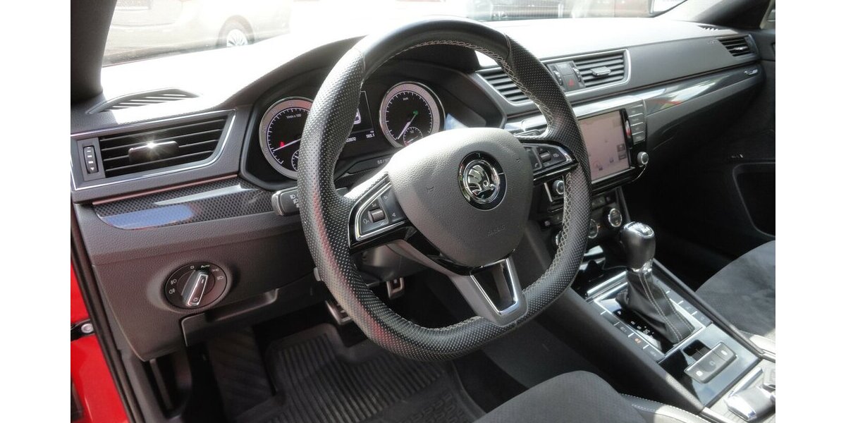 Skoda Superb Sportline4x4 Navi PanoSdach BiXenon Leder 122.000 km 19.999 &euro; Neuss 41462