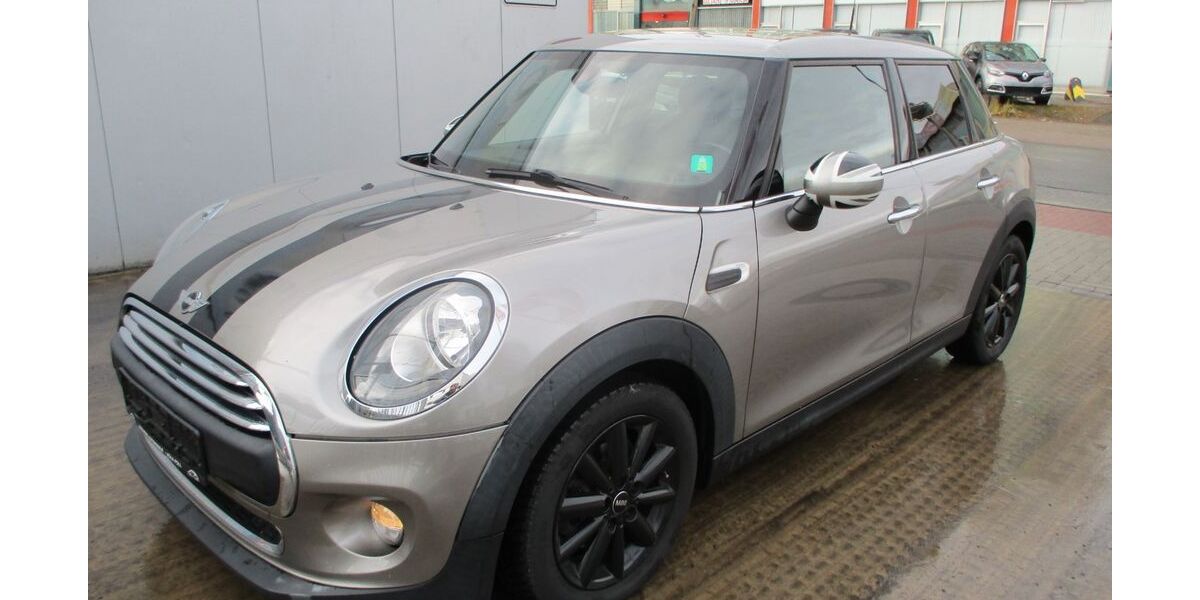 Mini ONE 101.545 km 9.970 &euro; Köln 51105