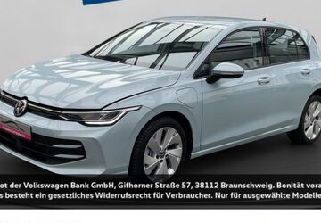 VW Golf 8.751 km 32.980 &euro; Köln-Mülheim 51063