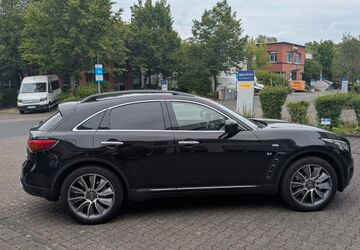 INFINITI QX70 78.717 km 21.499 &euro; Solingen 42655
