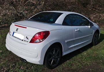 Peugeot 207 120.000 km 5.990 &euro; Leverkusen 51379