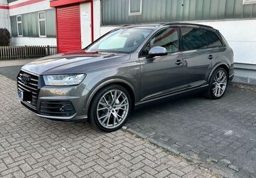 Audi Q7 121.500 km 42.000 &euro; Köln 50767