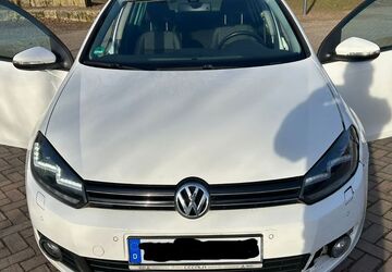 VW Golf 163.000 km 4.000 &euro; Düsseldorf 40489