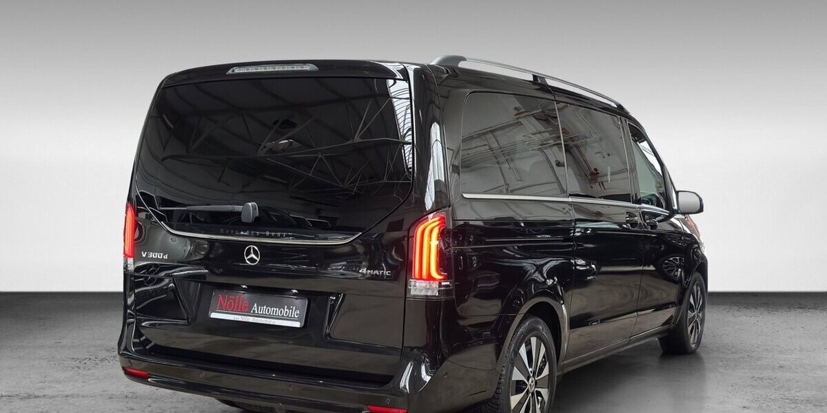 Mercedes-Benz V 300 d 4M lang Leder AHK StdHz Pano 360° MOPF 23.233 km 76.900 &euro; Wuppertal 42327