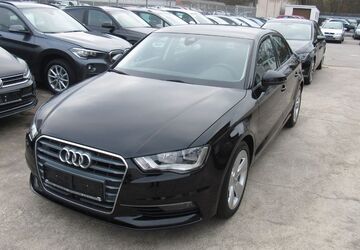 Audi A3 104.000 km 14.400 &euro; Leverkusen 51371