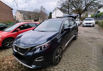 Peugeot 5008 181.000 km 17.100 &euro; Düsseldorf 40599