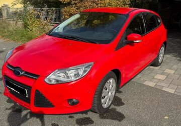 Ford Focus 148.000 km 5.400 &euro; Düsseldorf 40217