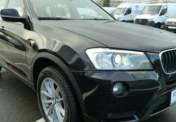 BMW X3 2.0 D x drive Autom. Pano Leder Lachschäden 313.000 km 8.700 &euro; Ratingen 40885