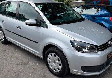 VW Touran 113.000 km 5.999 &euro; Solingen 42699