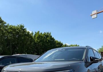 VW Tayron 21.502 km 52.980 &euro; Köln 50739