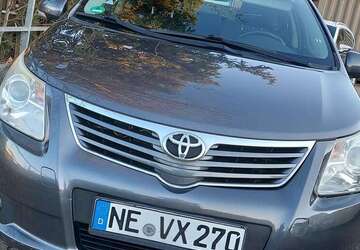 Toyota Avensis 276.300 km 4.400 &euro; Neuss 41469