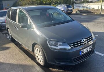 VW Sharan 230.000 km 8.400 &euro; Neuss 41462