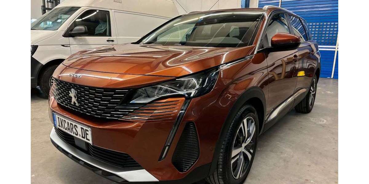 Peugeot 5008 112.600 km 18.981 &euro; Düsseldorf 40549