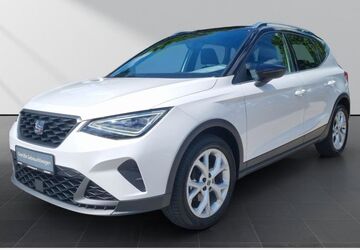 Seat Arona 9.871 km 20.990 &euro; Solingen 42719