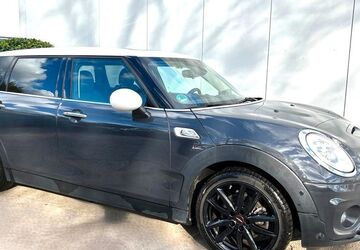 Mini Cooper S Clubman 109.716 km 17.595 &euro; Köln 51107