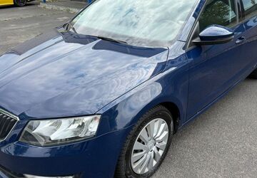 Skoda Octavia 233.000 km 6.490 &euro; Köln 50739