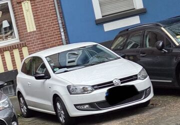 VW Polo 83.000 km 9.999 &euro; Düsseldorf 40227
