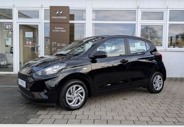 Hyundai i10 9.567 km 14.685 &euro; Monheim 40789
